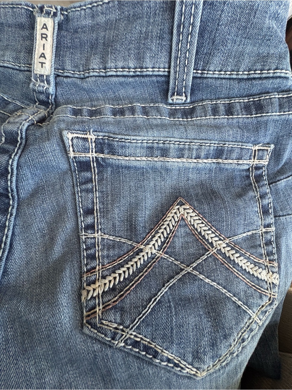 Ariat R.E.A.L. Women’s straight Leg Boot Friendly Jeans 29R Rainstorm – NEW with